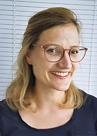 Dr. Julia Castex